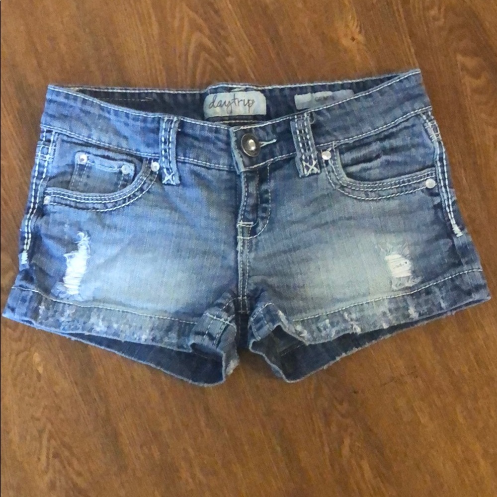 Buckle Daytrip Distressed Denim Shorts